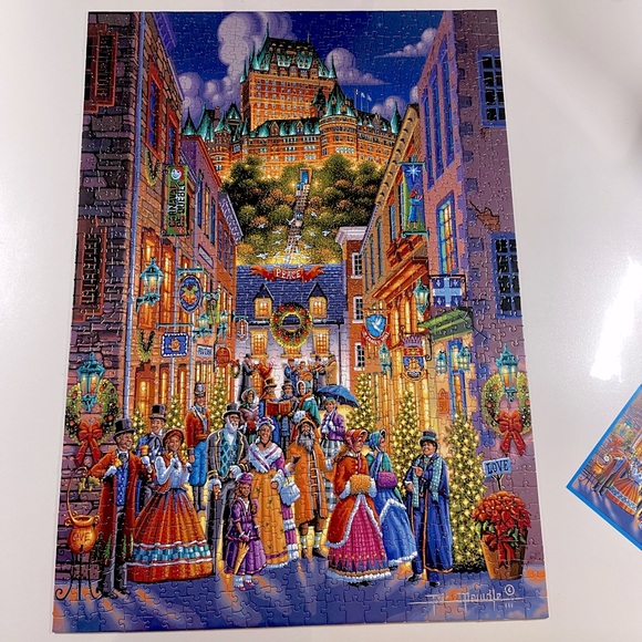 Dowdle Puzzle, “Quebec Holiday”  1,000 Pieces - Picture 10 of 15
